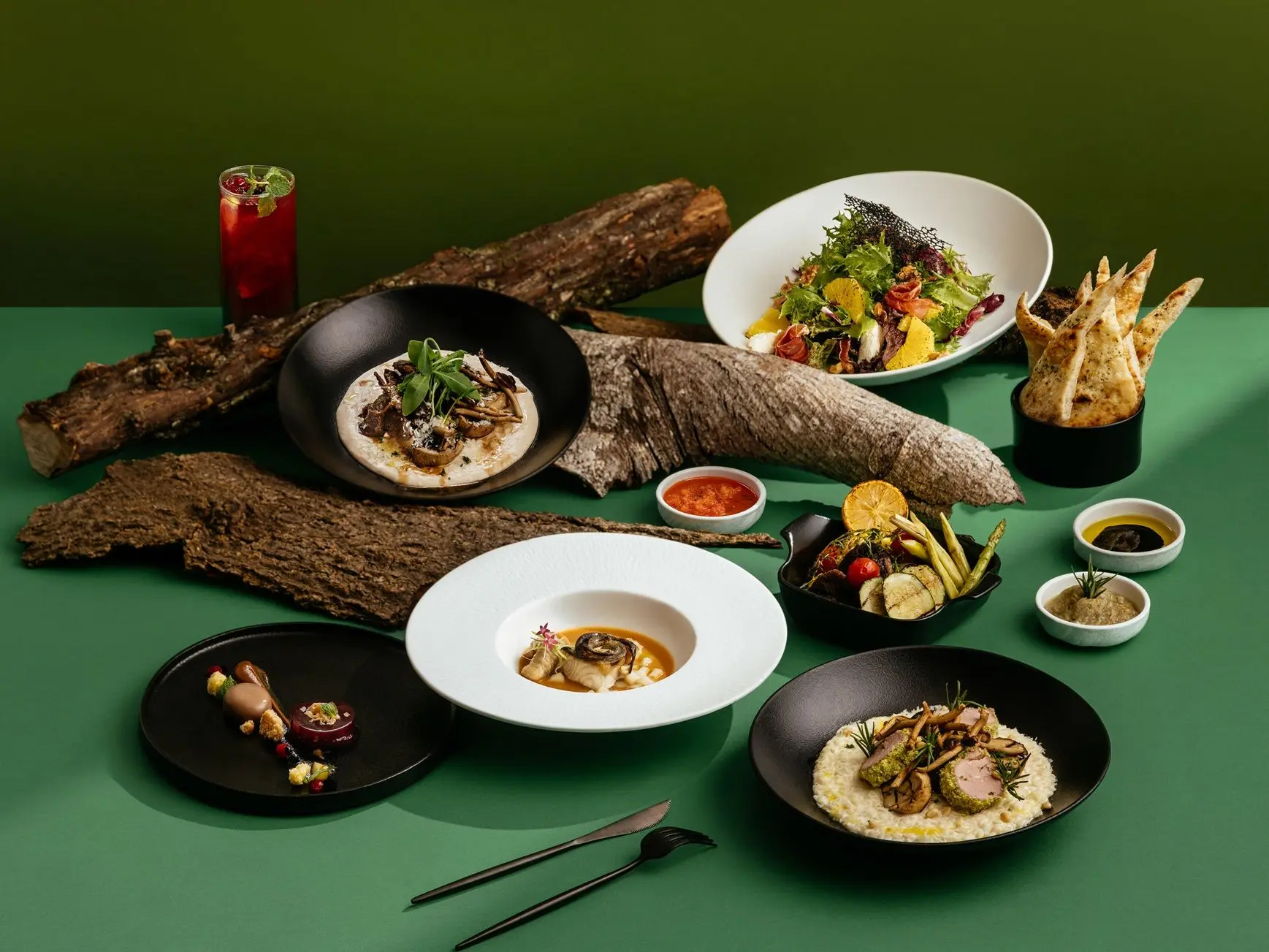 【煙波飯店】2025飯店推薦 一泊二饗，運用豐富的頂級食材，並持續與多家台南老字號名店合作，創新詮釋府城在地經典美食